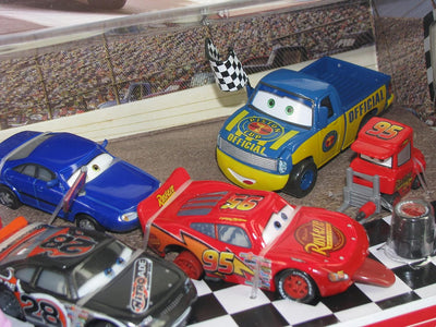 Disney / Pixar Cars Cars 3 Piston Cup Race Diecast Car 11-Pack
