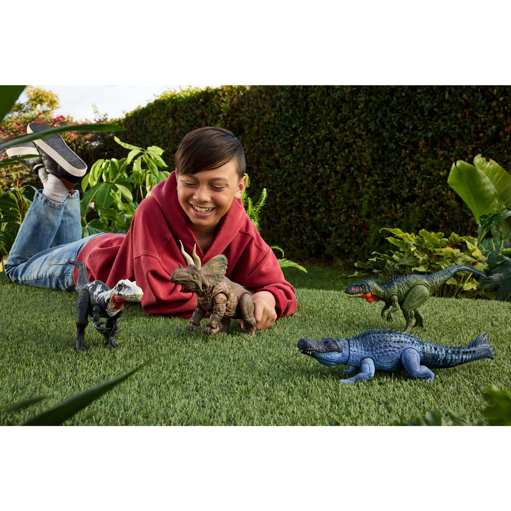 Jurassic World Rebirth Gigantic Thrashers Chilantalsaurus Dinosaur Figure Toy, Dual Attack