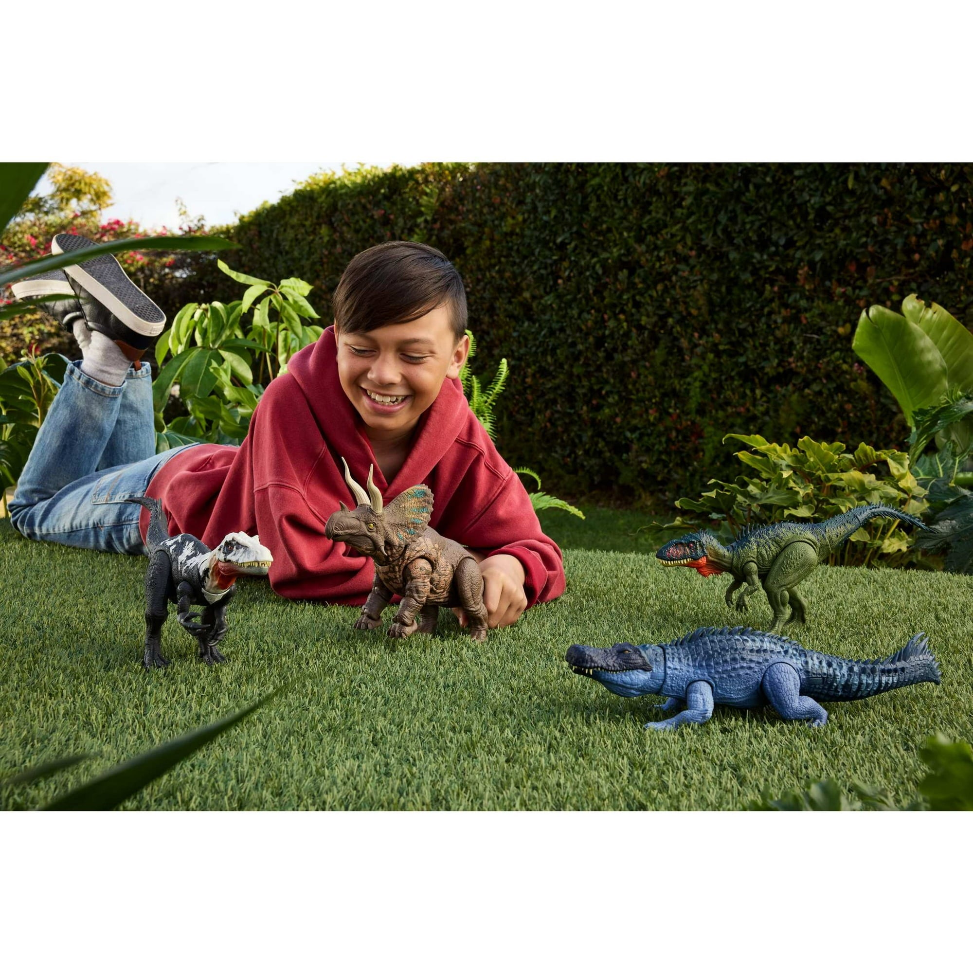 Jurassic World Rebirth Gigantic Thrashers Chilantalsaurus Dinosaur Figure Toy, Dual Attack